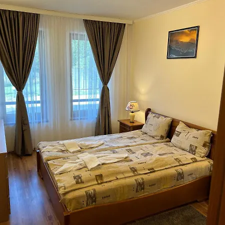 Charming Apartmnet Near Gondola And Bar Street Daire Bansko