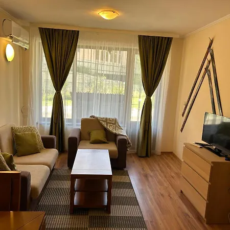 Daire Charming Apartmnet Near Gondola And Bar Street Bansko