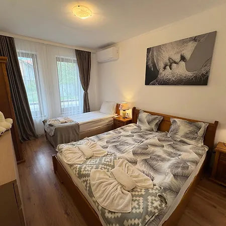 Apartman Charming Apartmnet Near Gondola And Bar Street Banszko